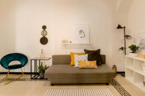 Stunning 1-Bed Apartment in Roma near Colosseum, Rome